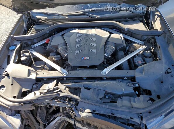 5UX33EM06P9M78231 2023 BMW X7 Silver Engine compartment view