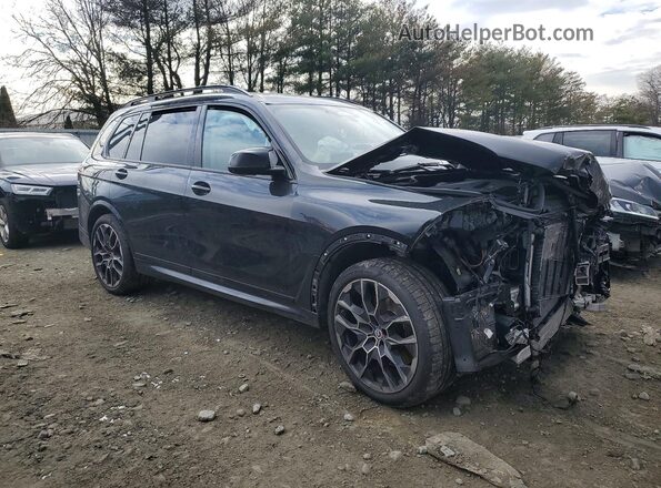5UX33EM07P9P47434 2023 BMW X7 Black Front right