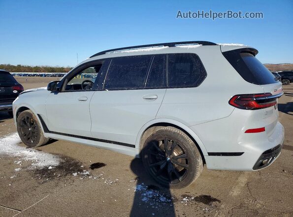 5UX33EM09P9P35687 2023 BMW X7 Gray Trasero izquierdo