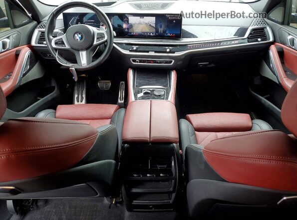 5UX33EX08R9U79072 2024 BMW X6 Черный Вид панели приборов