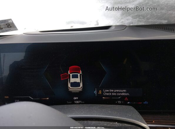 5UX33EX09T9161226 2026 BMW X6 Белый Вид задних сидений