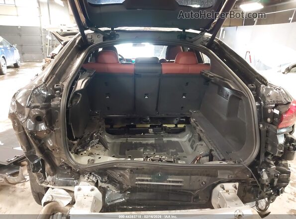 5UX33EX0XR9T80883 2024 BMW X6 Black 