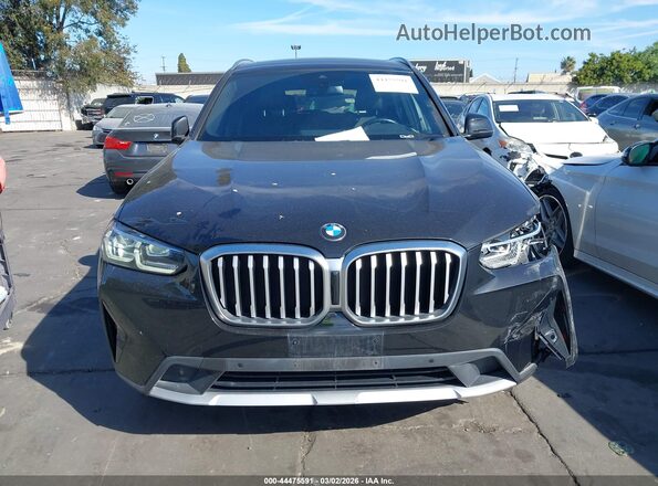 5UX43DP01N9M51588 2022 BMW X3 Черный Вид задней части салона