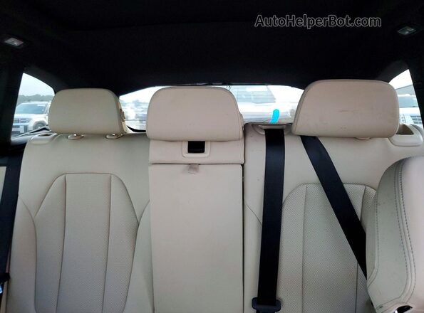 5UX43DP02R9W89858 2024 BMW X3 Белый Вид задних сидений