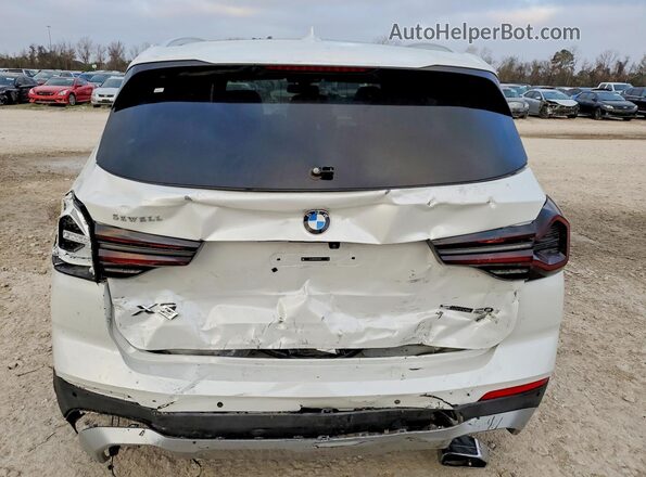 5UX43DP02R9W89858 2024 BMW X3 Белый Вид сзади