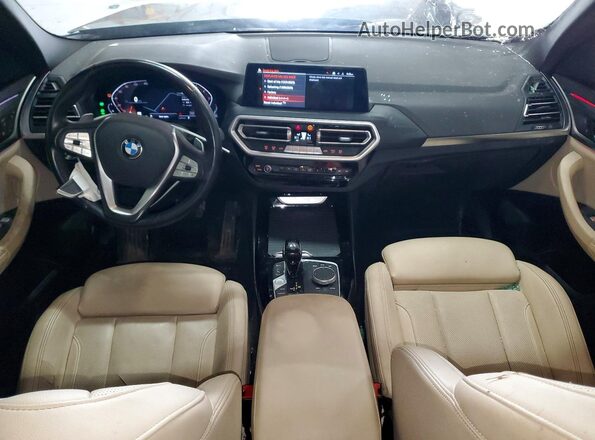 5UX43DP03P9T08421 2023 BMW X3 Silver Առջևի վահանակի տեսք