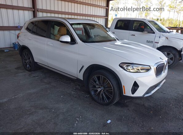 5UX43DP05R9W67207 2024 BMW X3 White Front right