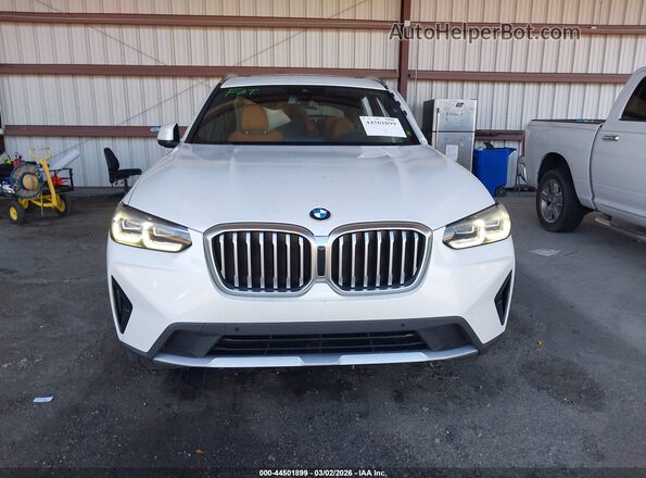 5UX43DP05R9W67207 2024 BMW X3 White Instrument cluster view