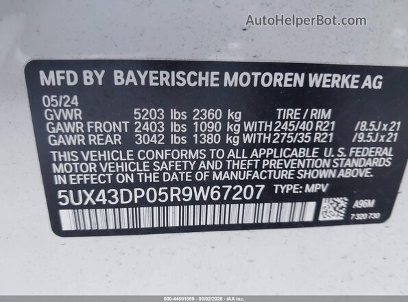5UX43DP05R9W67207 2024 BMW X3 White Engine compartment view