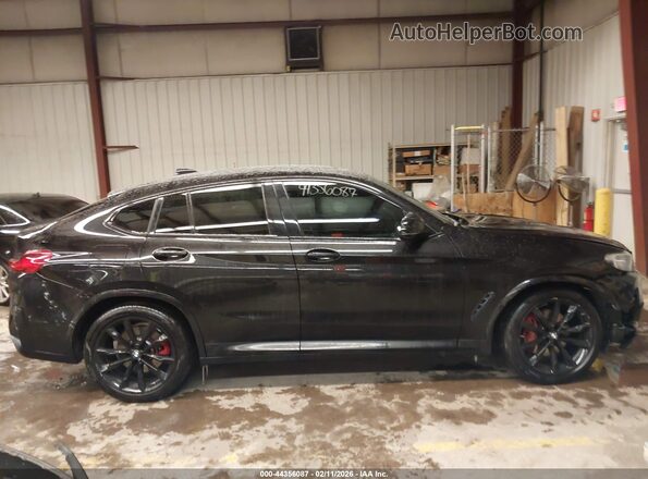 5UX43DT01N9K09437 2022 BMW X4 Black Vista interior trasera
