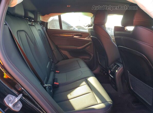 5UX43DT08R9W26883 2024 BMW X4 Black Widok wnętrza z tyłu