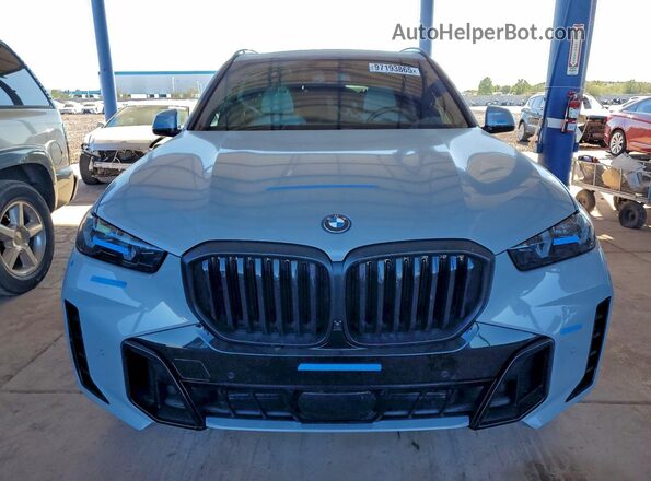 5UX43EU07S9Z93428 2025 BMW X5 Серый Вид спереди