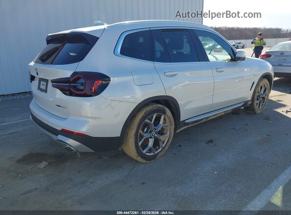 5UX53DP01N9K43683 2022 BMW X3 Белый Задняя правая четверть