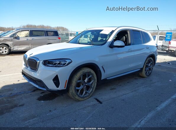 5UX53DP01N9K43683 2022 BMW X3 Белый Передняя левая четверть