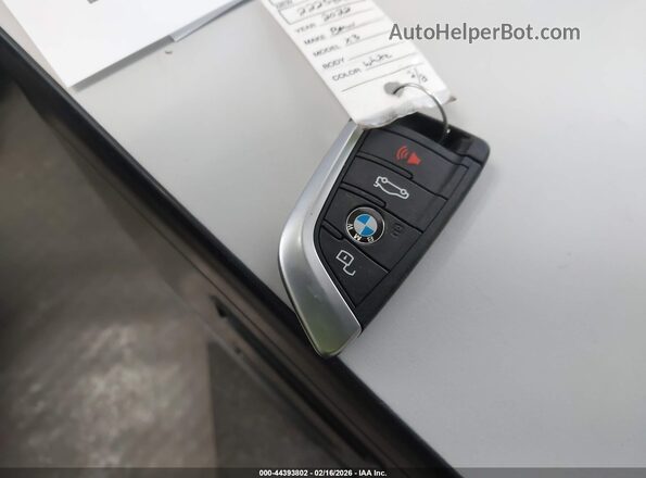 5UX53DP05N9M26195 2022 BMW X3 Белый Вид панели приборов
