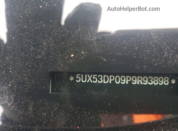 5UX53DP09P9R93898 2023 BMW X3 Silver Вид підкапотного простору