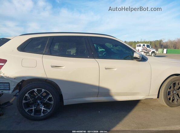 5UX53GP03S9112154 2025 BMW X3 Желто-коричневый Панорамный вид салона 360°