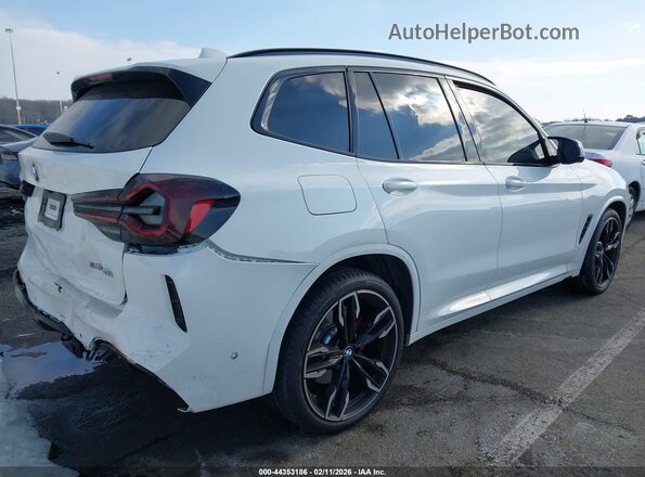 5UX83DP00R9W79105 2024 BMW X3 Белый Задняя правая четверть