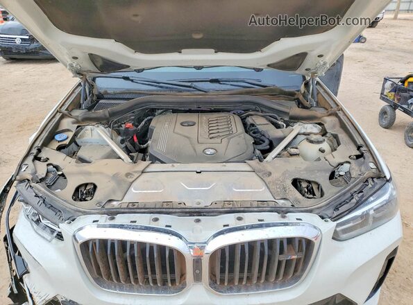 5UX83DP07N9J41737 2022 BMW X3 White Engine compartment view