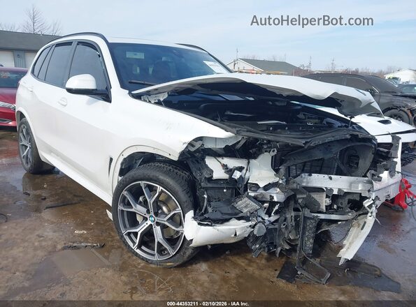 5UXCR6C09P9R22756 2023 BMW X5 White Передня права чверть