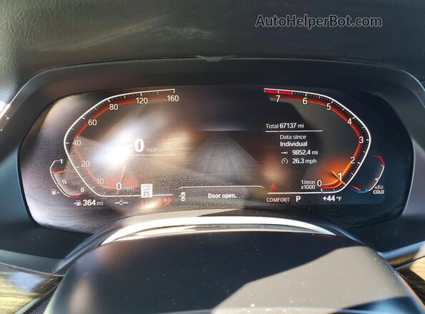 5UXCR6C51KLL01650 2019 BMW X5 Серый Вид щитка приборов