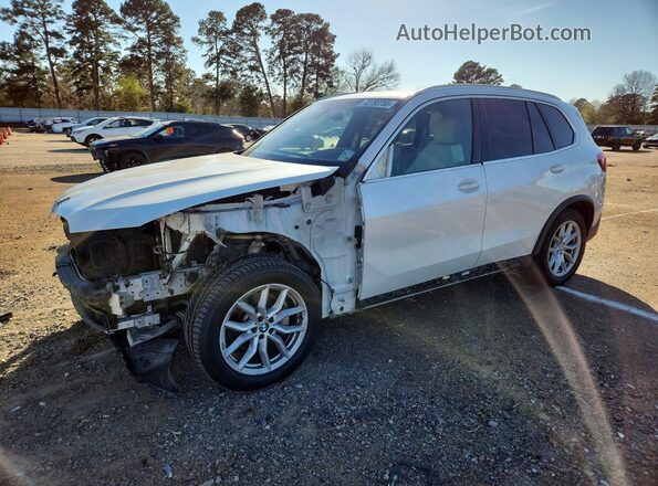 5UXCR6C52KLL06551 2019 BMW X5 Белый Передняя левая четверть