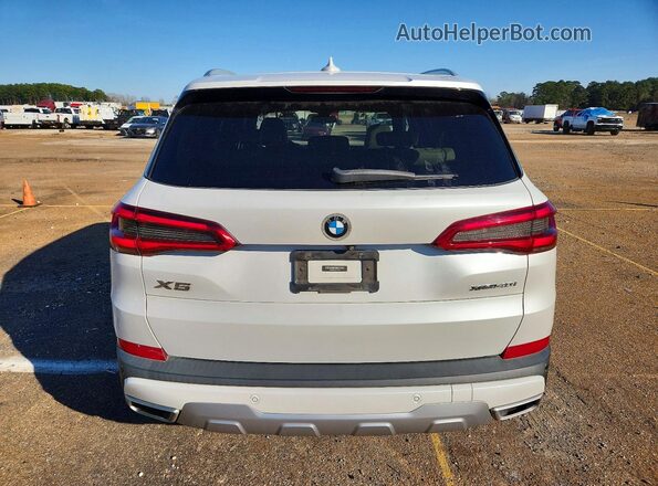 5UXCR6C52KLL06551 2019 BMW X5 Белый Вид сзади