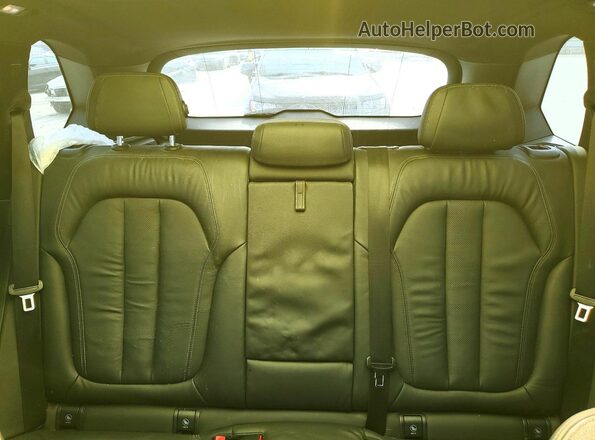 5UXCR6C57KLL02057 2019 BMW X5 Blue Vista de los asientos traseros