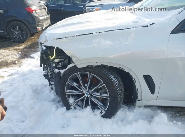 5UXCR6C57KLL35592 2019 BMW X5 Белый 