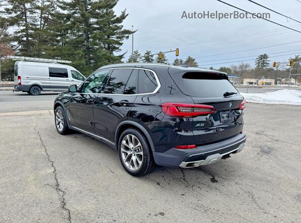 5UXCR6C59KLL06398 2019 BMW X5 Black Widok z przodu