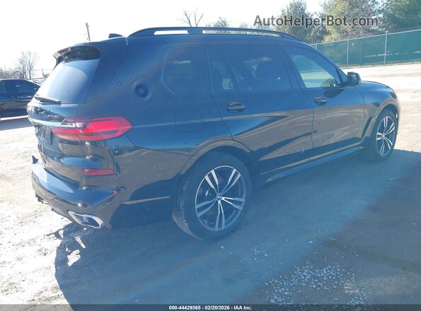 5UXCW2C01M9F27860 2021 BMW X7 Black Задня права чверть
