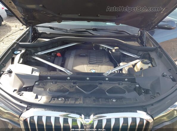 5UXCW2C5XKL082981 2019 BMW X7 Серый Вид сзади
