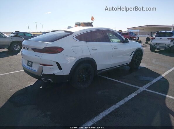 5UXCY6C02L9C90683 2020 BMW X6 Белый Задняя правая четверть