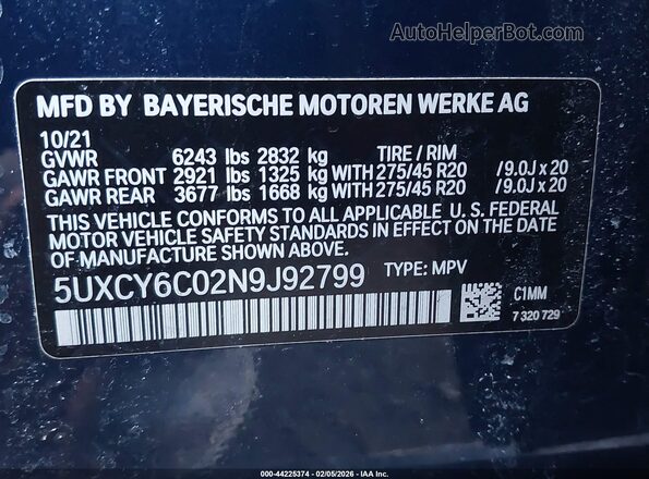 5UXCY6C02N9J92799 2022 BMW X6 Blue Widok komory silnika