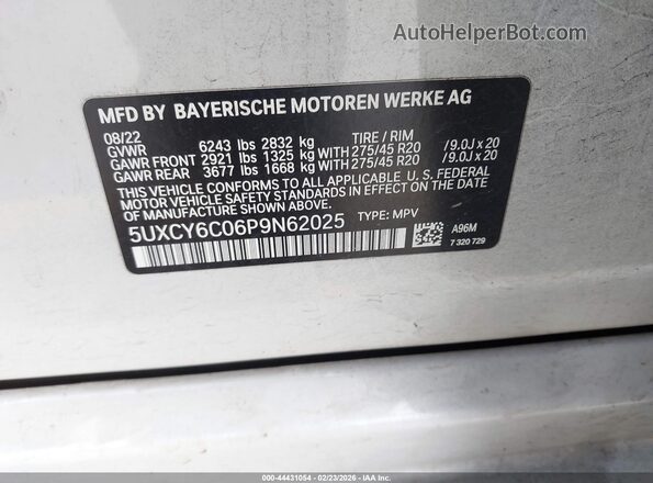 5UXCY6C06P9N62025 2023 BMW X6 White Вид підкапотного простору
