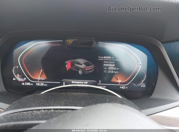 5UXCY6C08N9J78664 2022 BMW X6 Black Widok tylnych siedzeń