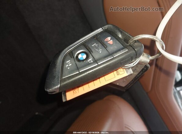 5UXCY6C08N9J78664 2022 BMW X6 Black Widok deski rozdzielczej