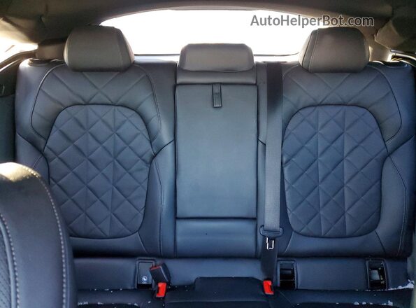 5UXCY6C0XP9N69480 2023 BMW X6 Белый Вид задних сидений