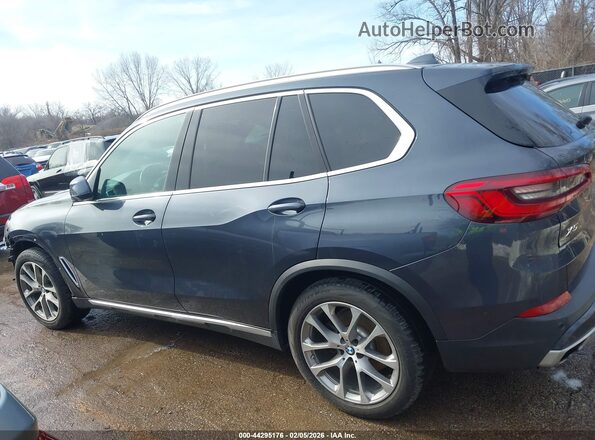 5UXJU2C58KLN64541 2019 BMW X5 Серый 