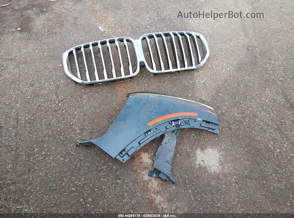 5UXJU2C58KLN64541 2019 BMW X5 Серый Вид щитка приборов