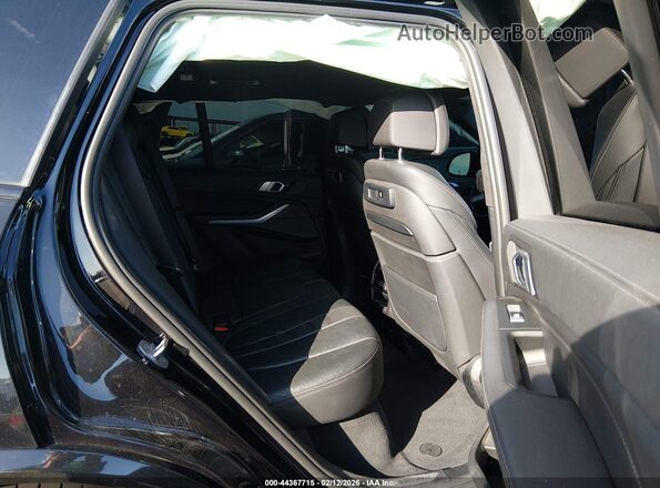 5UXJU4C03L9C39569 2020 BMW X5 Черный Вид наклейки с VIN-кодом