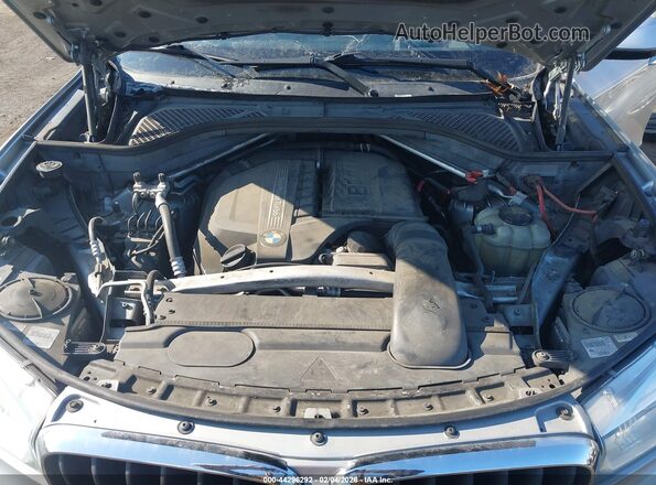 5UXKR0C5XG0S90150 2016 BMW X5 Серебряный Вид сзади