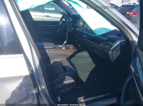 5UXKR0C5XG0S90150 2016 BMW X5 Серебряный Вид салона спереди