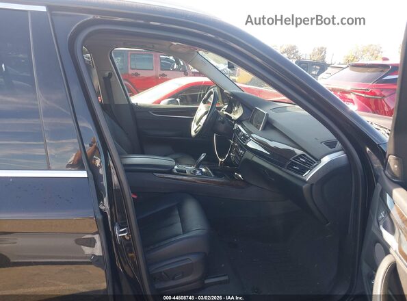 5UXKT0C5XG0F74611 2016 BMW X5 Черный Вид салона спереди