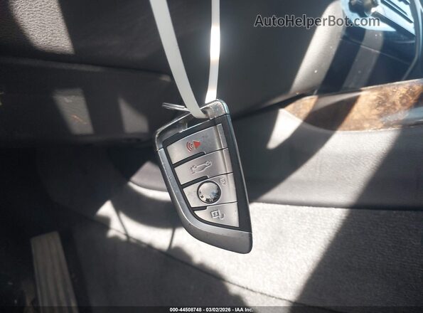 5UXKT0C5XG0F74611 2016 BMW X5 Черный Вид панели приборов