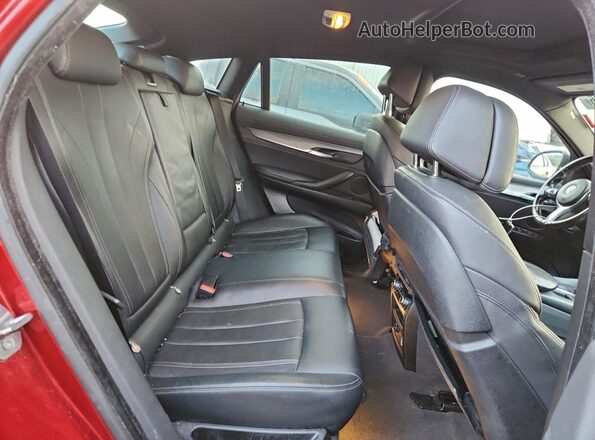 5UXKU2C33H0U29027 2017 BMW X6 Красный Вид задней части салона