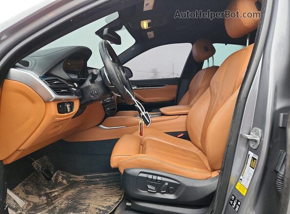 5UXKU6C53K0Z67081 2019 BMW X6 Серый Вид салона спереди