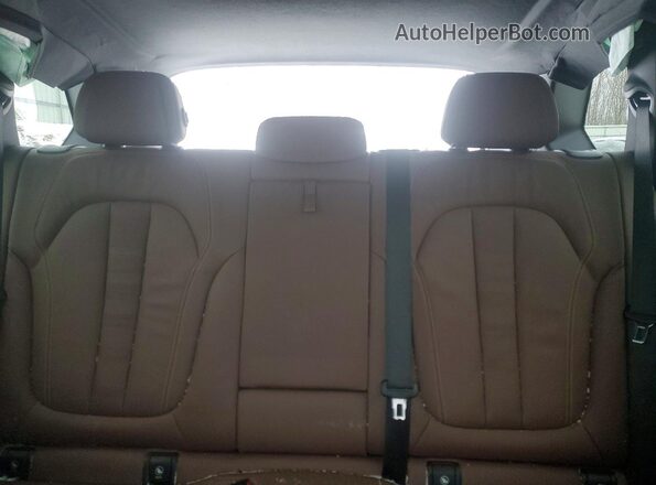 5UXTA6C08M9G23197 2021 BMW X5 Black Vista de los asientos traseros