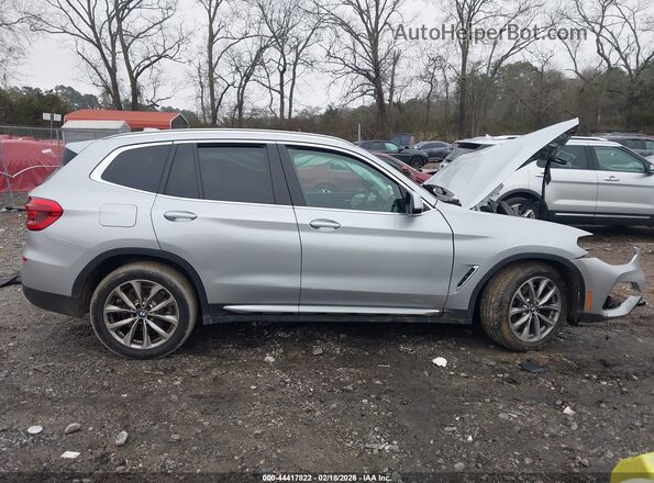 5UXTR9C57KLP92274 2019 BMW X3 Silver Սալոնի հետևի տեսք
