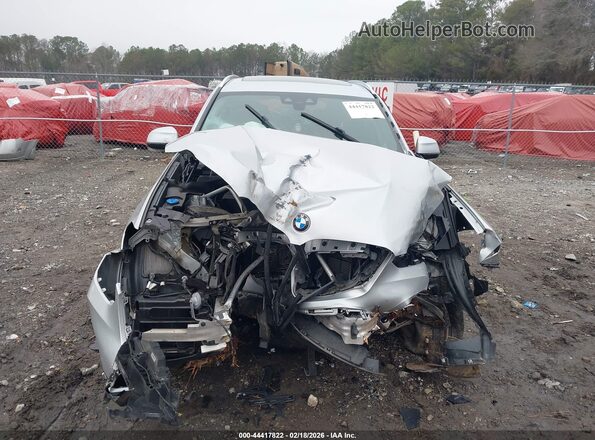 5UXTR9C57KLP92274 2019 BMW X3 Silver Սարքավորումների վահանակի տեսք